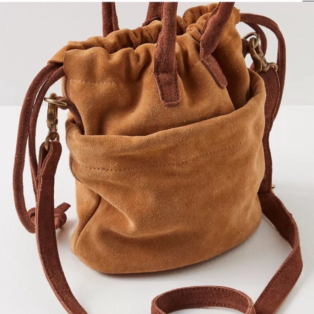 Free People! Scout Slouchy Crossbody Bag In Brown/Tan NWT! - Picture 4 of 16